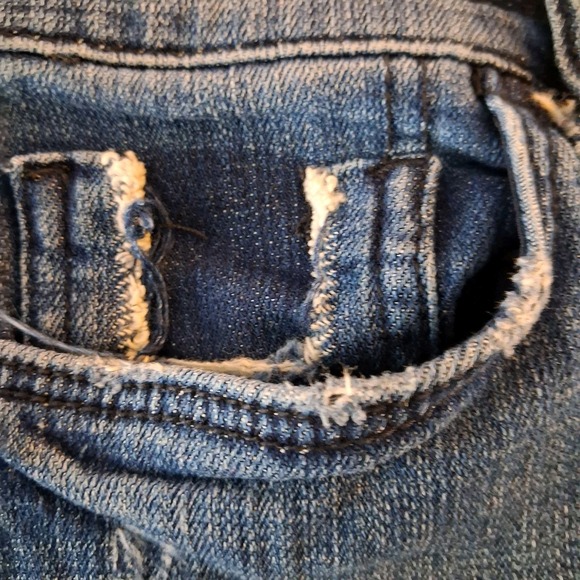 Anthropologie Pilcro Slim Boyfriend Floral Embroidered Distressed Jeans 25 Boho - Picture 8 of 16